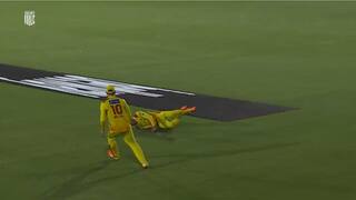 Faf du Plessis Takes Nearly Impossible Catch During MLC Match Between TSK and MINY | Watch Video