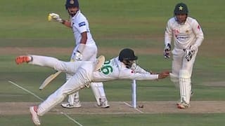 watch imam ul haq took a stunner against pakistan at galle test