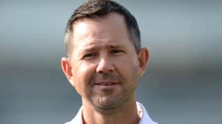 England spectators Misbehaved with ricky Ponting in Eng vs Aus 5th test