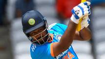 Ind vs WI: फॉर्म में लौटे संजू सैमसन, वेस्टइंडीज के खिलाफ जड़ा तूफानी अर्धशतक