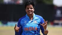 shafali verma criticising airline after arriving reach late at airport