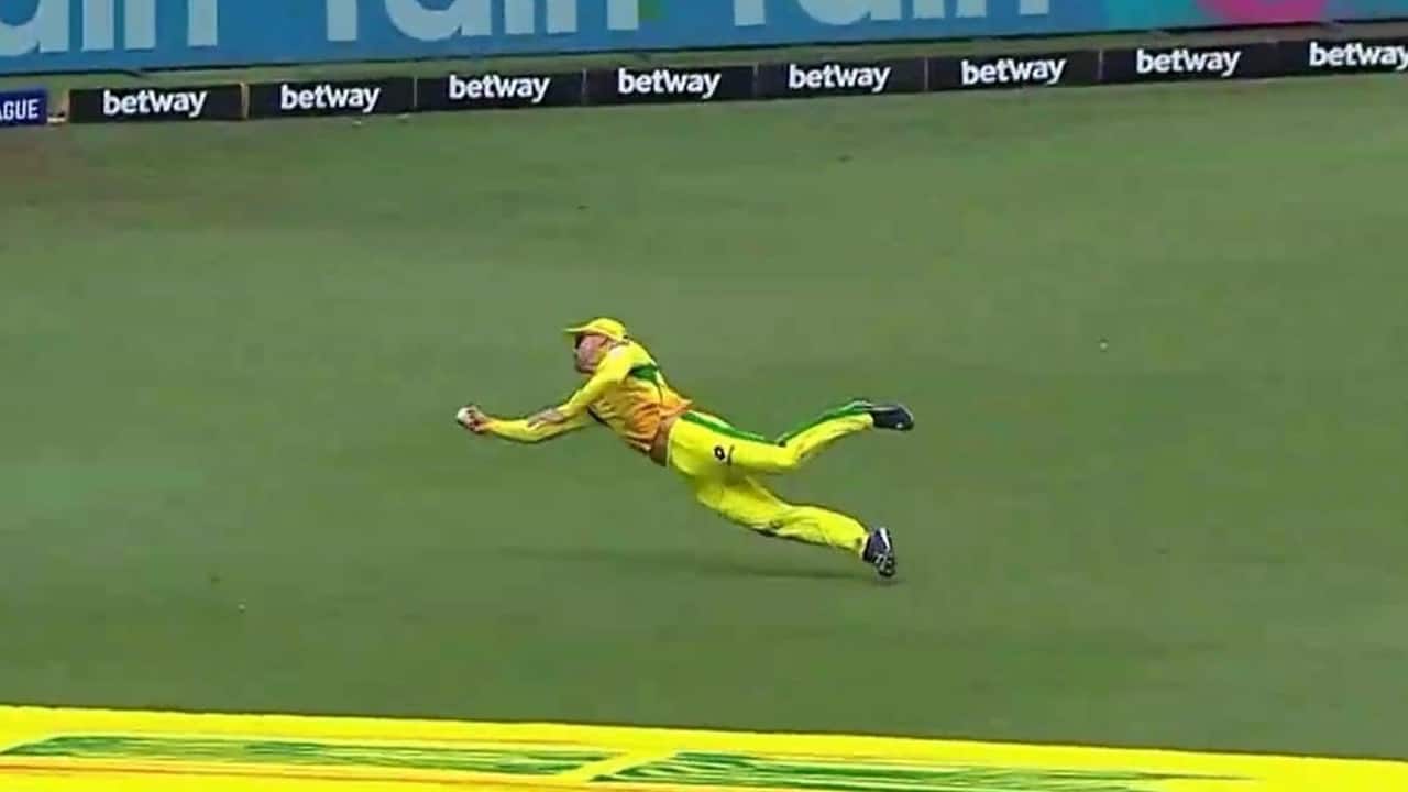 Faf Du plesis Catch