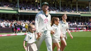 David Warner Retirement: Emotional Warner Walks Out With His Daughters in the Last Test | Aus vs Pak