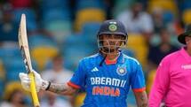 इशान किशन पर गिर सकती है गाज, BCCI के सेंट्रल कॉन्ट्रेक्ट से हो सकते हैं बाहर