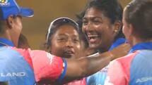 WPL 2024: आखिरी बॉल पर छक्का लगाकर सजना ने दिलाई मुंबई को रोमांचक जीत