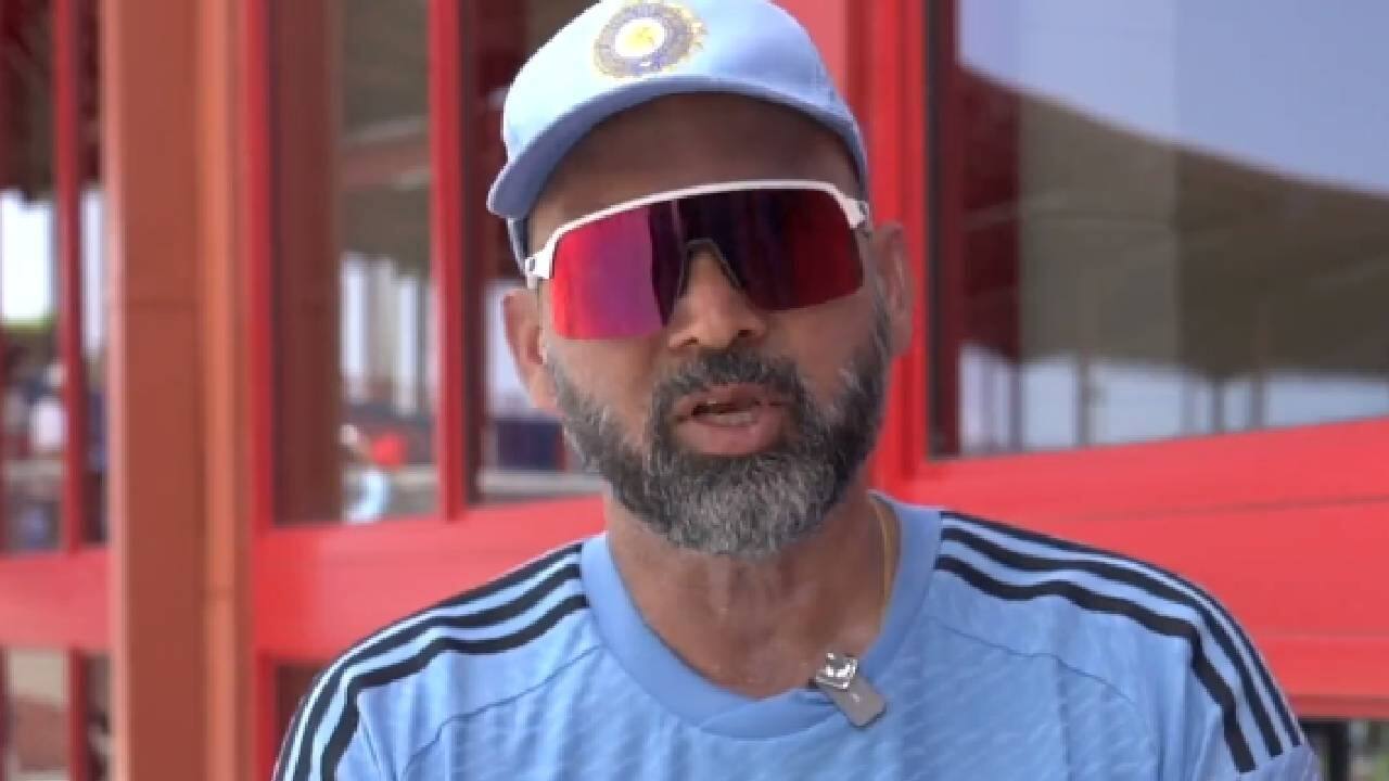 Paras Mhambrey