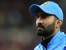 Sarfaraz Khan’s Father Naushad Khan Warns Aspiring Cricketers About Scammers Using His Name | WATCH