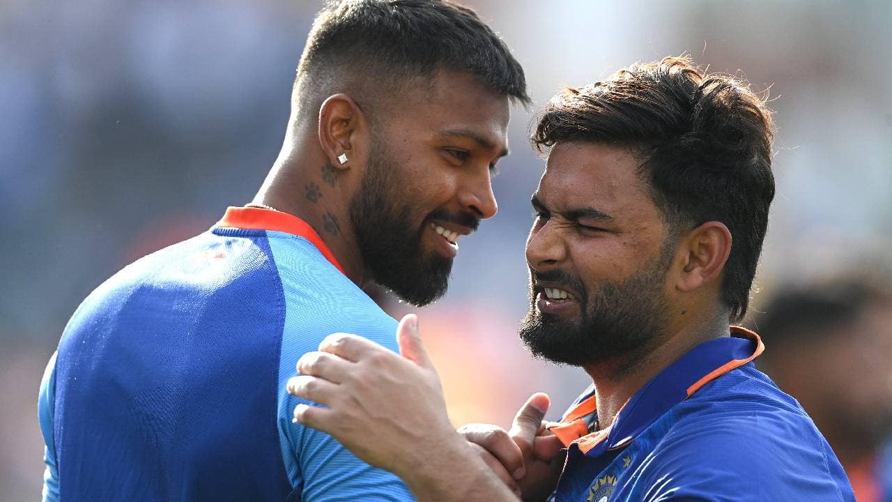 HARDIK AND PANT