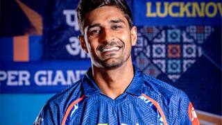 After the match against Chennai Jonty Rhodes gave the best fielder award why did Deepak get the award?