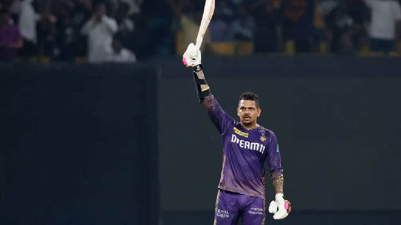 Sunil narine Century