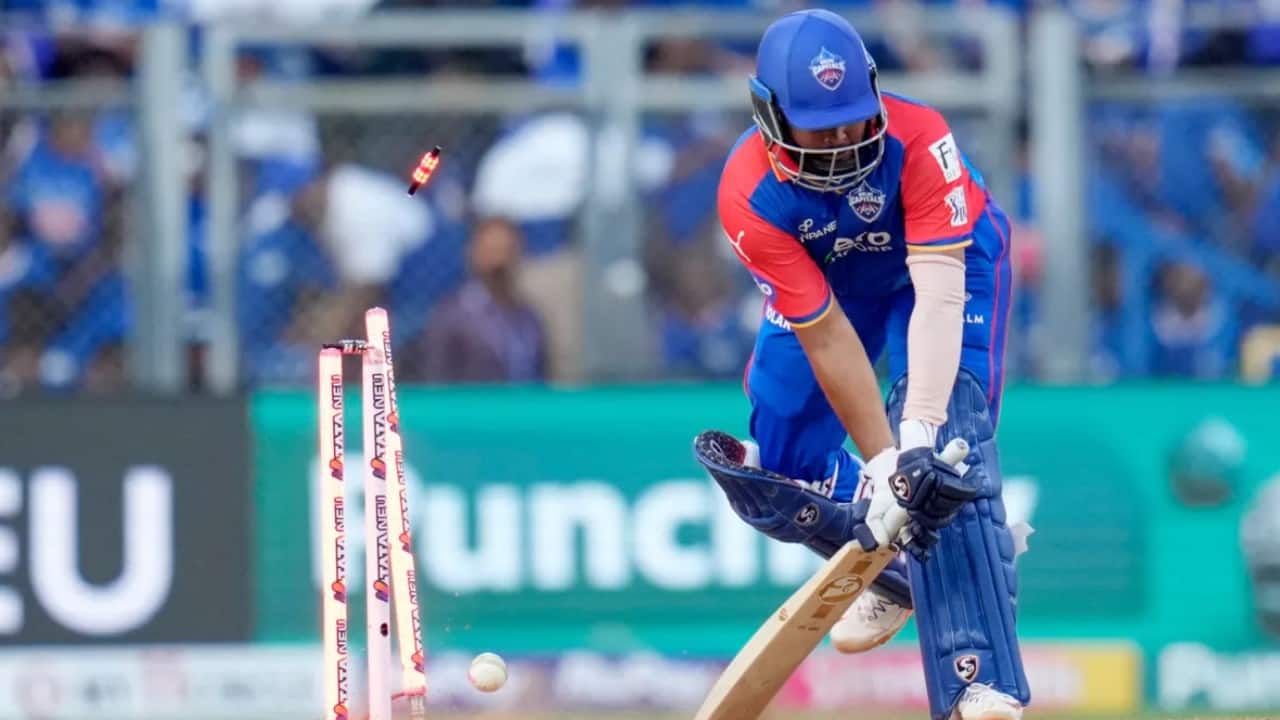 shaw-bowled by jasprit bumrah mi vs dc wankhede stadium
