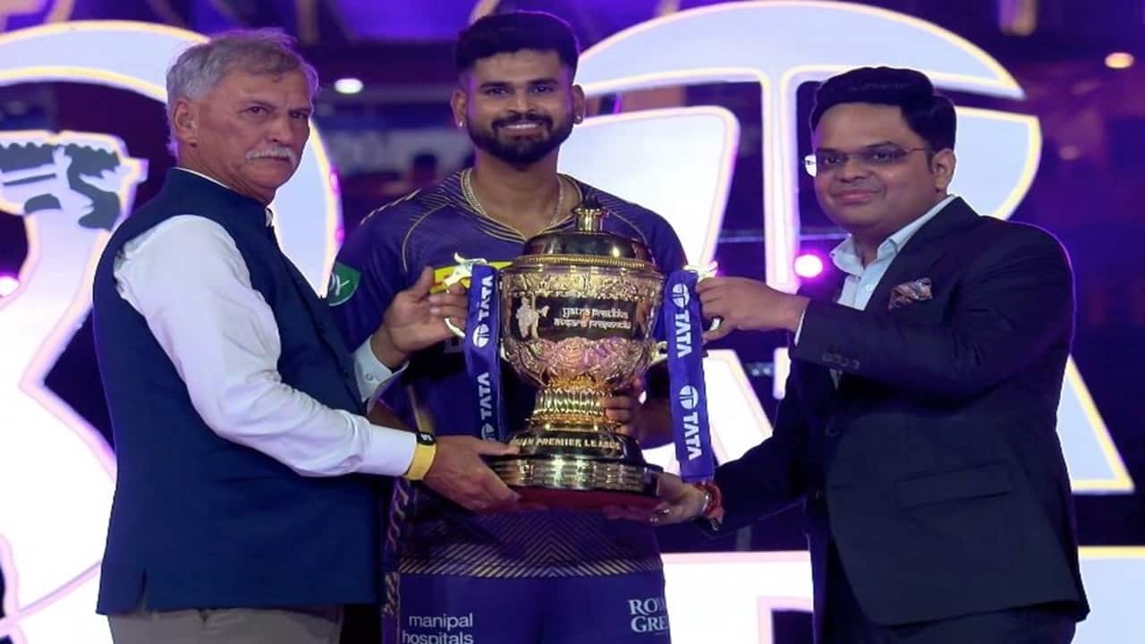 IPL 2024 TROPHY