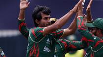 Who is Tanzim Hasan Sakib take three wickets in powerplay against South africa in T20 World Cup