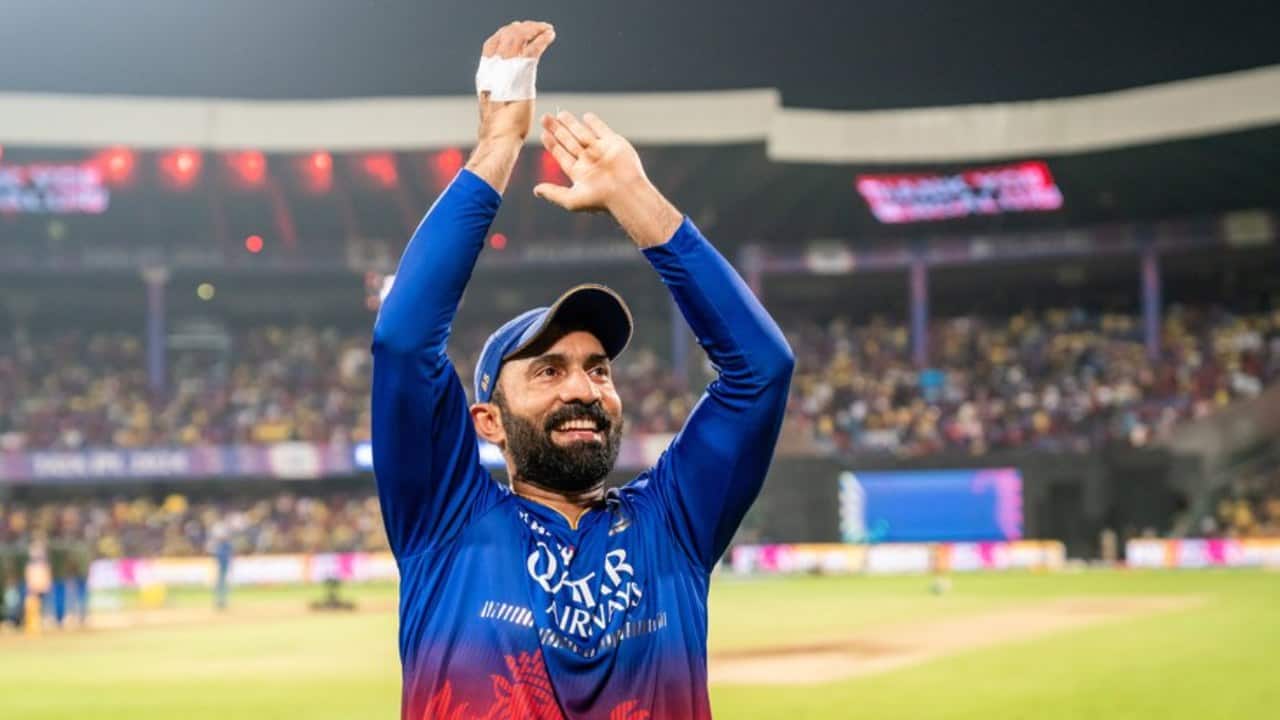 Dinesh Karthik in RCB IPL 2025