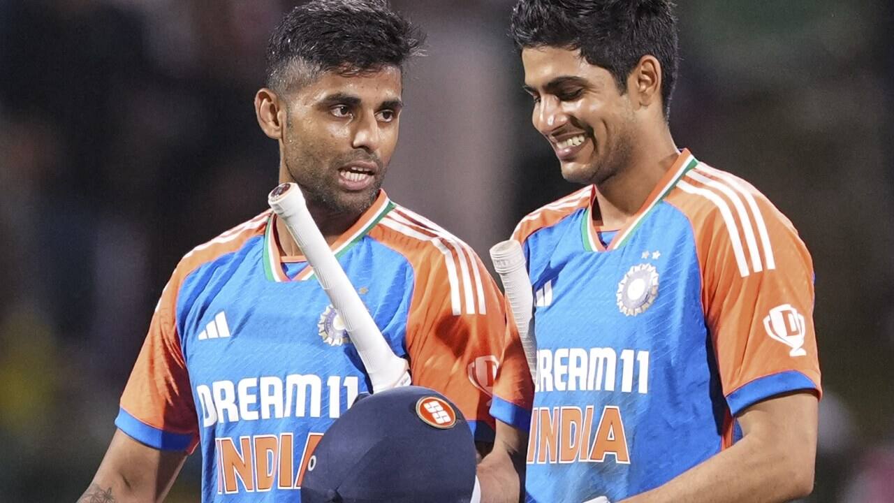 Suryakumar Yadav And Shubman Gill in 3rd T20I Against Sri Lanka