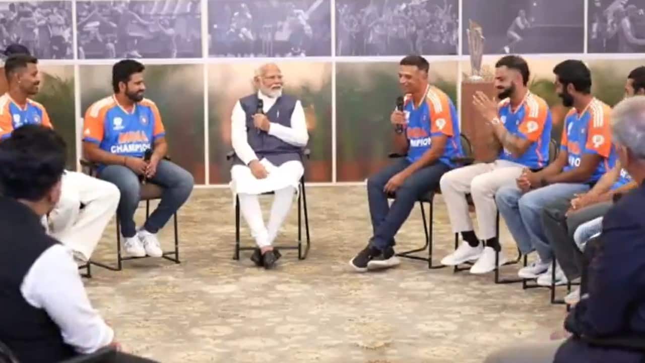 Virat Kohli and Narendra Modi Rahul Dravid
