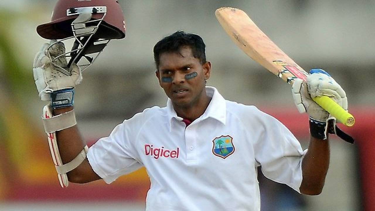 Chanderpaul scoring a Test ton