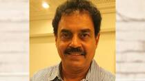Watching Sachin Tendulkar excel against Ayub and Raju on turner convinced me of his future says dilip Vengsarkar