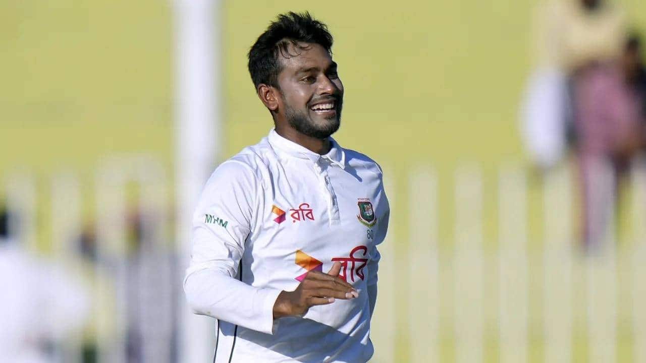 Mehidy Hasan bowling for Bangladesh against Pakistan