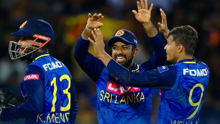 India ties games in ODI Cricket