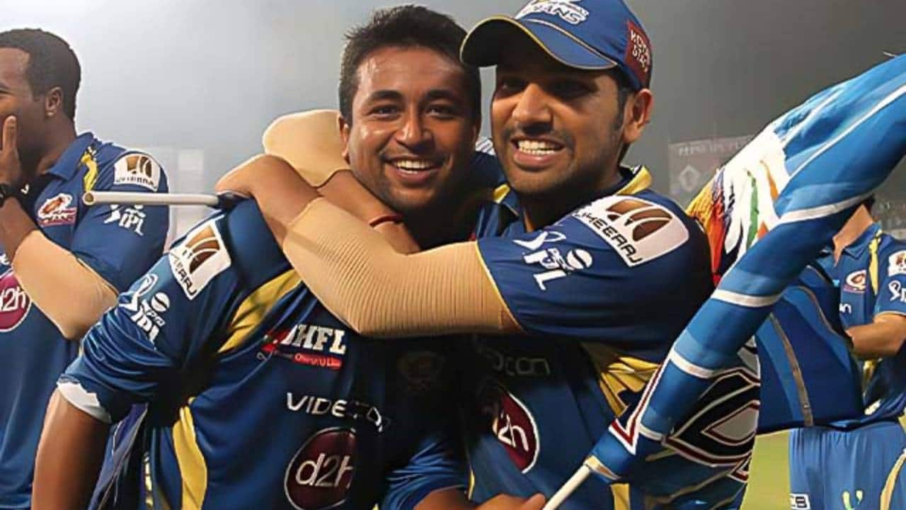 Pragyan Ojha and Rohit Sharma