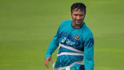 Shakib Al Hasan’s Role as Mentor to Youngsters Lauded by Mushtaq Ahmed