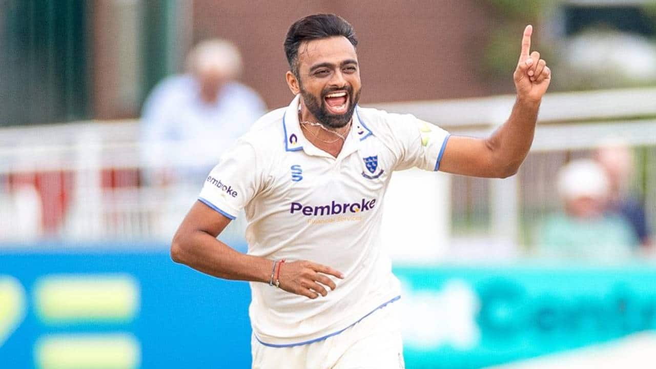 Unadkat playing for Sussex
