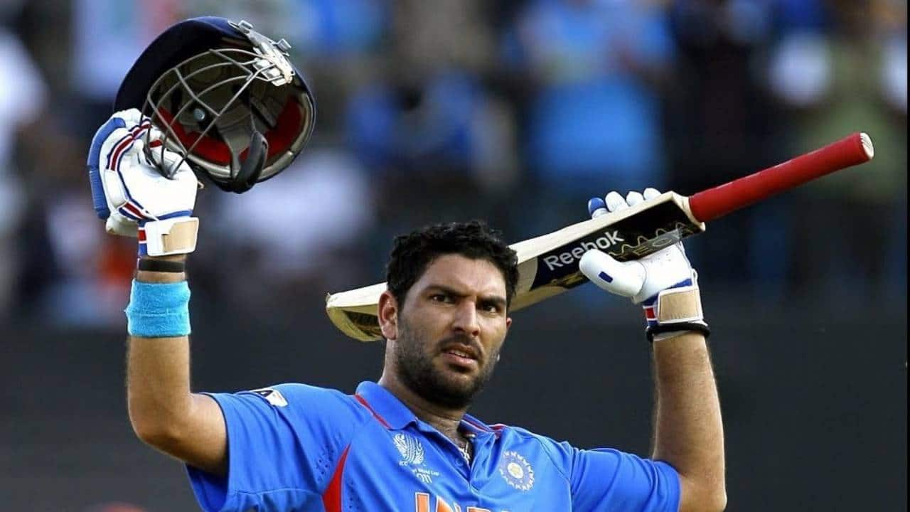 Yuvraj batting for India in 2011 ODI World Cup