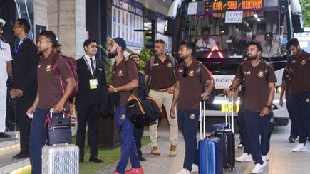FIR against 20 people in Kanpur for obstruct green park stadiums road ahead of India v Bangladesh Test