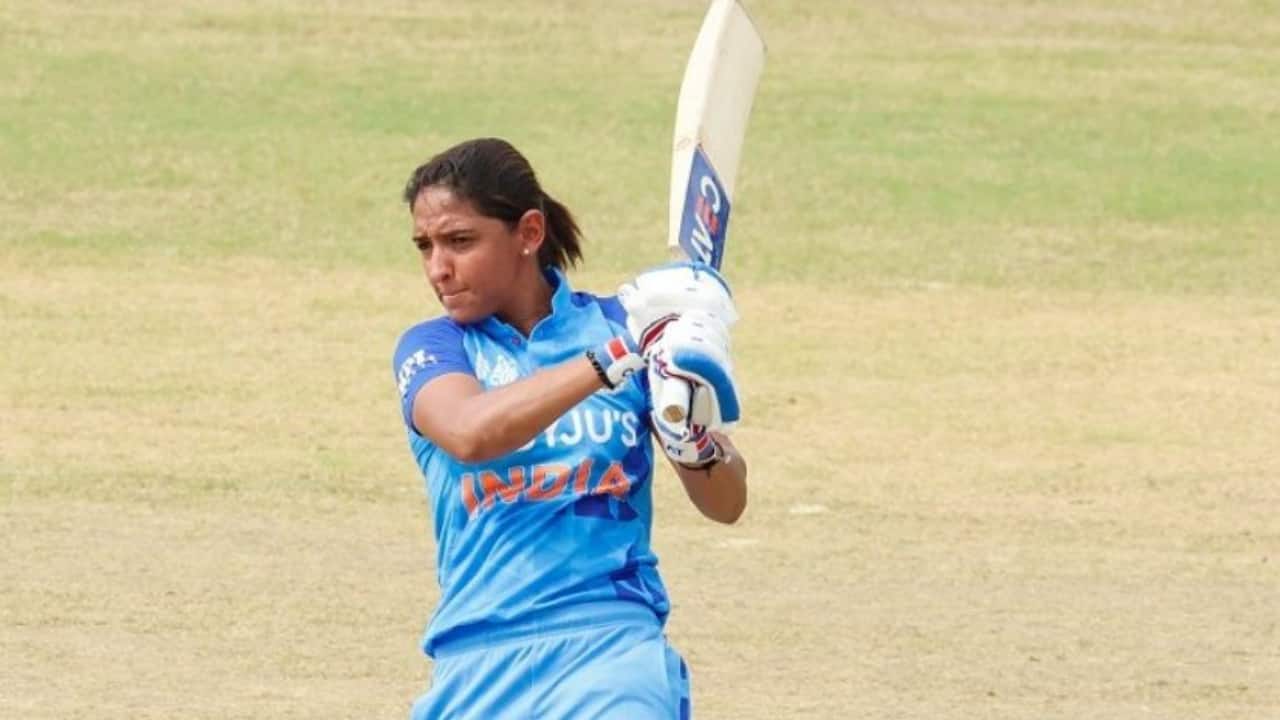 Harmanprreet playing in a T20I match