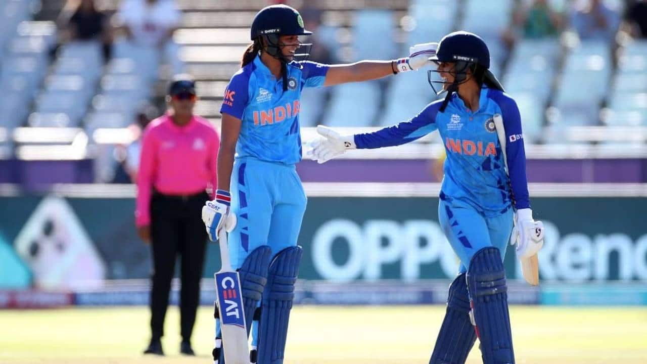 Harmanpreet Kaur and Jemimah Rodrigues