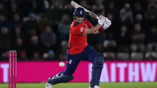 6,0,6,6,6,4: Liam Livingstone destroys Mitchell Starc- 28 runs in a single over