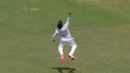 Rohit sharma one handed Unbelievable catch of Liton das in IND VS BAN 2nd test