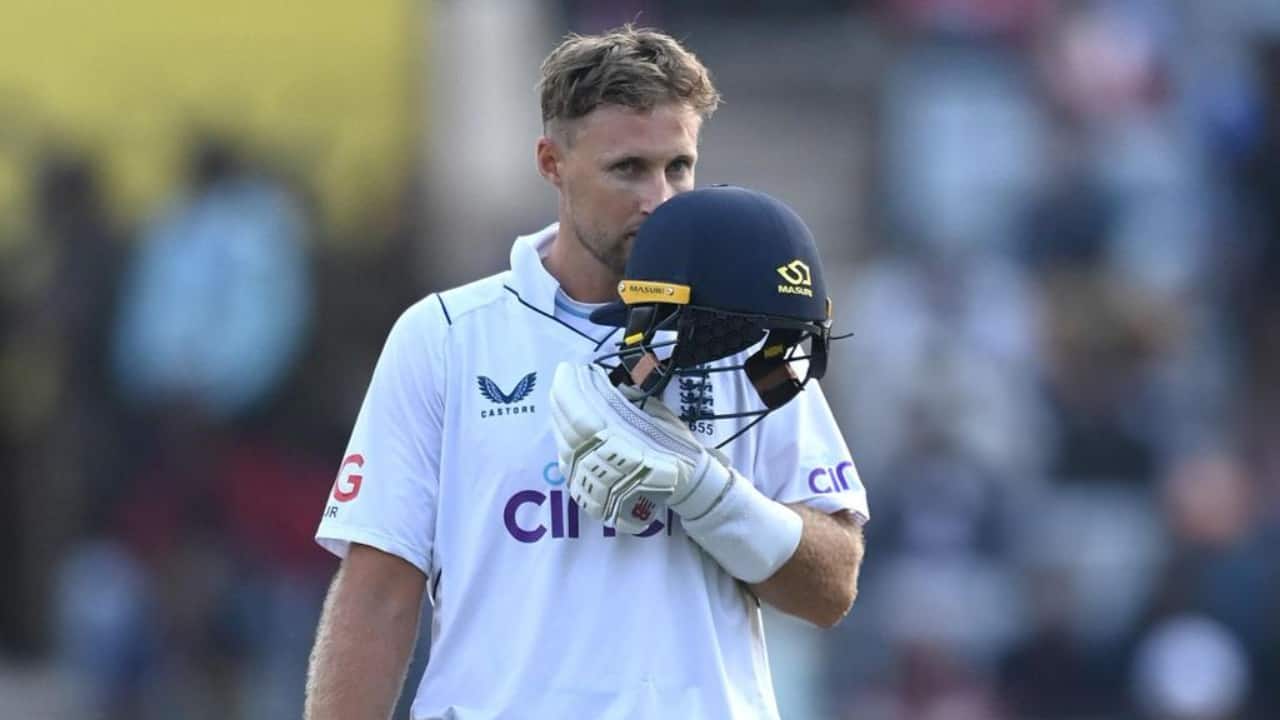 Joe Root scoring a Test ton