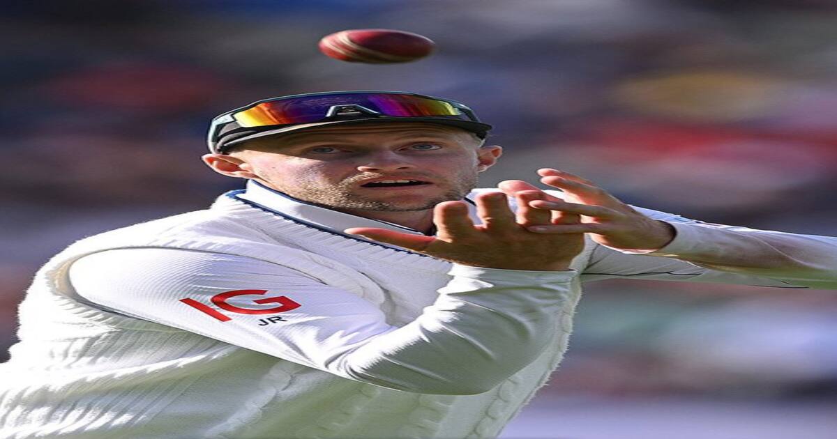 Top 7 outfield players with the most catches in Test cricket