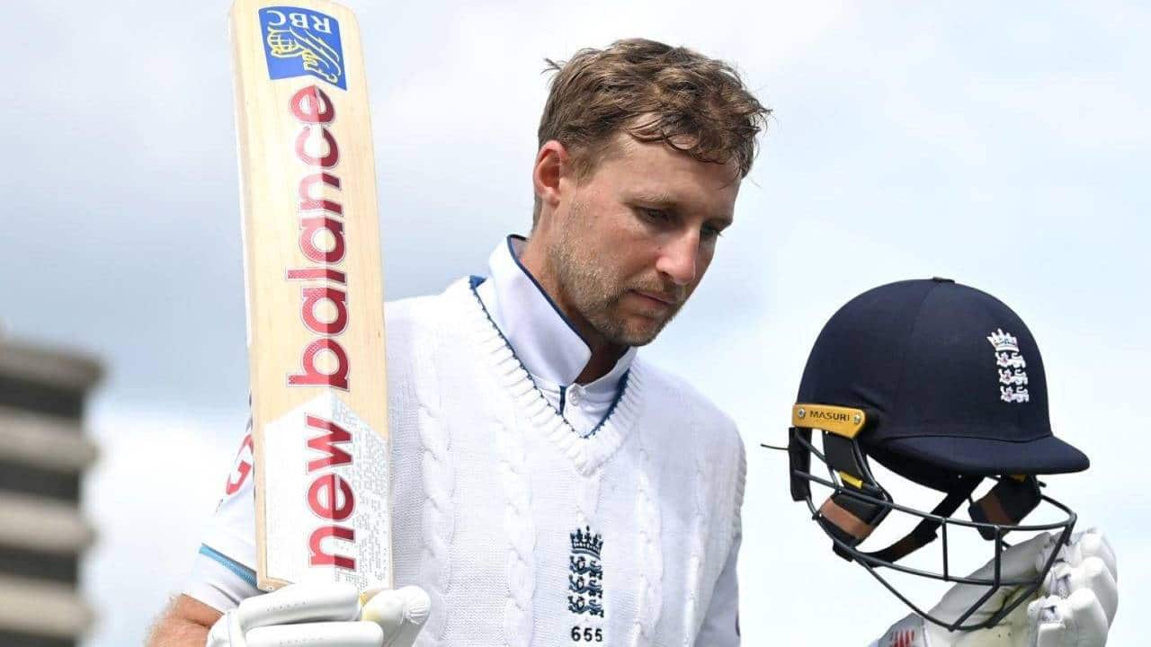 Root scoring a Test ton