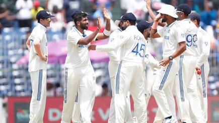 Bangladesh’s Chase Stalls: 158 for 4 in the Face of 515 Target as Bad Light Halts Play