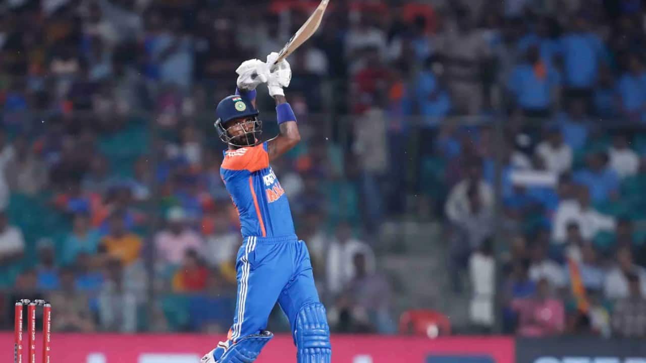 Hardik Pandya virat kohli record six
