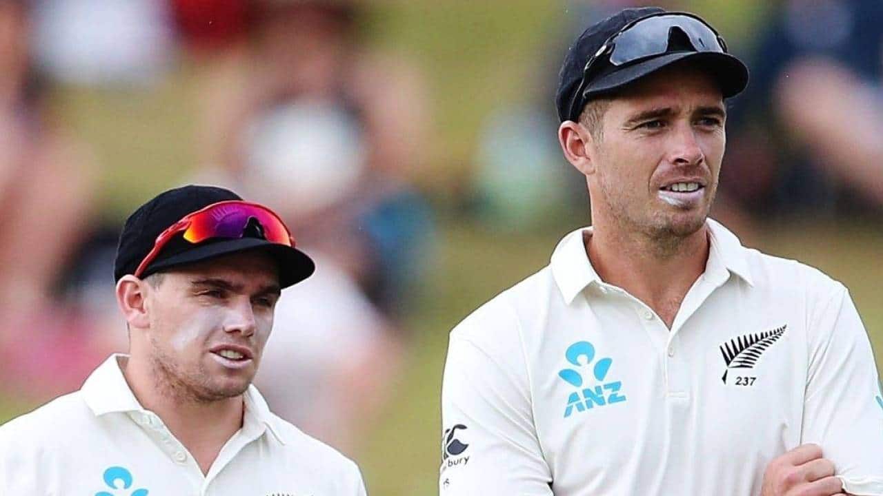 Latham and Southee during a Test match