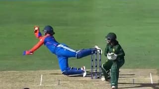 An unreal grab from Richa Ghosh in indw vs pakw T20 World cup 2024 Match watch Video