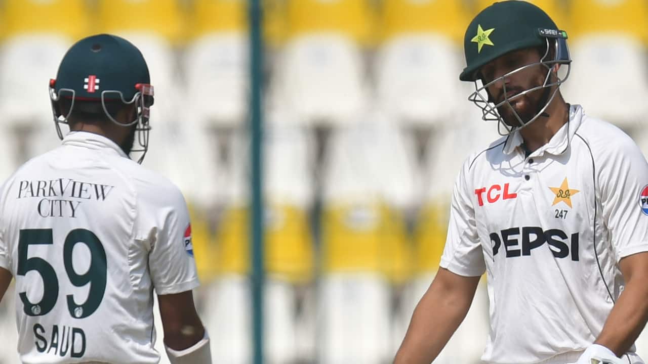 Shakeel and Agha batting against England