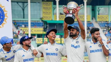 WATCH: India receives Grand Reception in Hotel after 2-0 Series win against Bangladesh