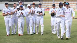pak vs eng England beat Pakistan in multan test by innings and 47 runs