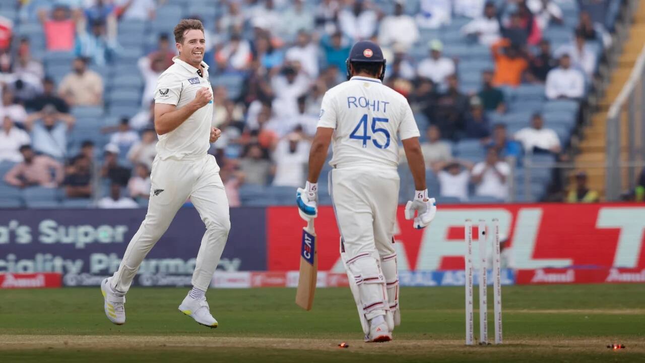Southee dismissing Rohit during a Test match