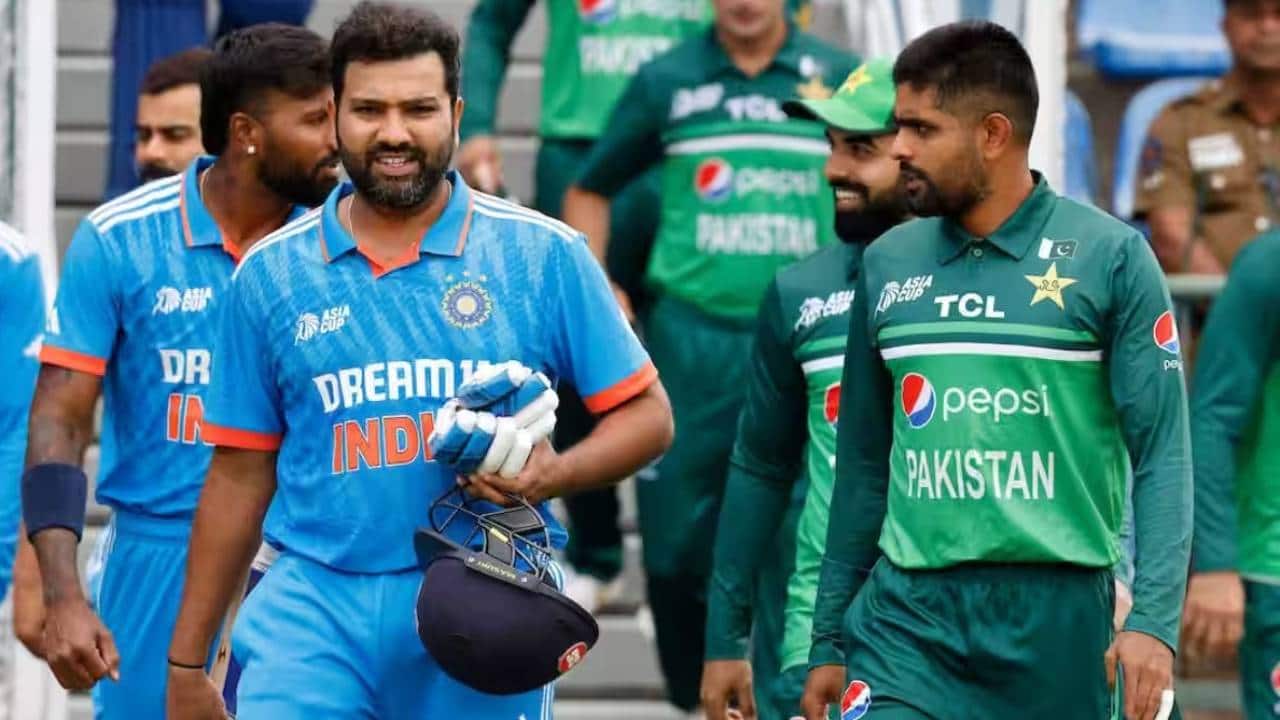 'Focus on playing cricket...': Ex-Pakistan star sends stern message