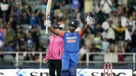 highest strike rate in T20I in 7 to 15 overs since 2023 minimum 300 runs sanju samson jos buttler