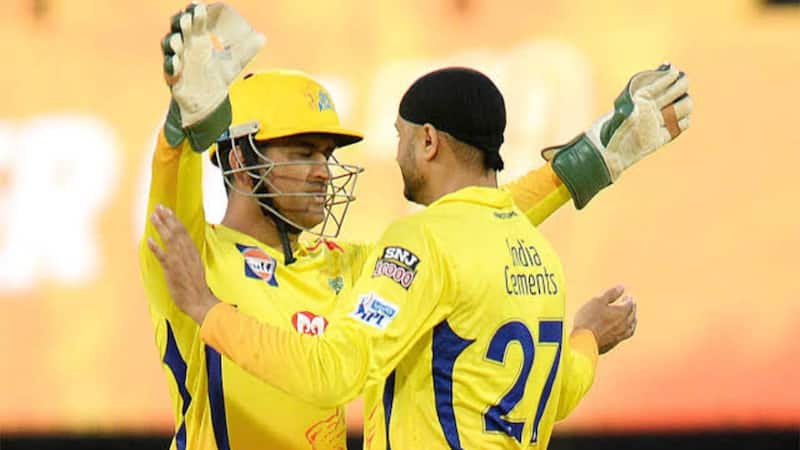 Harbhajan Singh and MS Dhoni