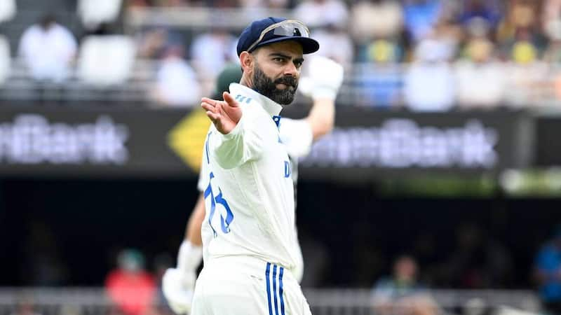 Kohli fielding during a Test match