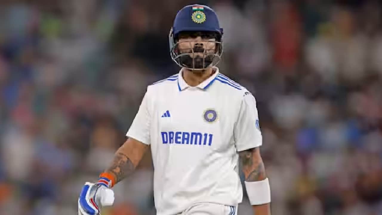 Kohli batting during a Test match
