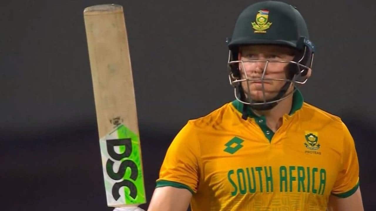 Miller scoring a T20I fifty